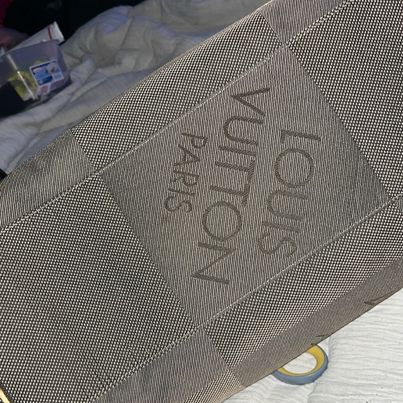 👜🤎AUTHENTIC LV CARRYALL DUFFEL BAG 👜🤎 - Picture 12 of 16